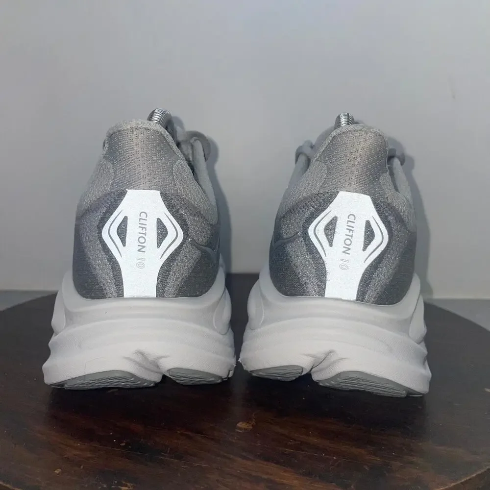 Hoka One One hoka one
